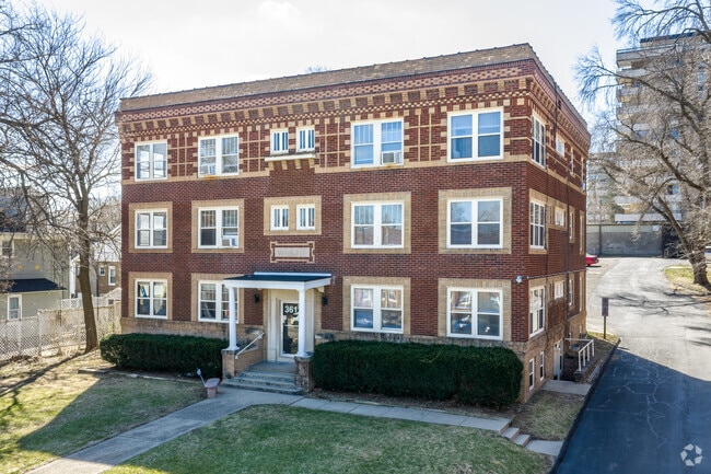 Building Photo - 3612 Ingersoll Ave