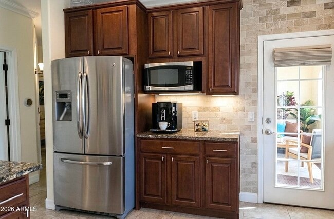 Building Photo - 10757 N 74th St