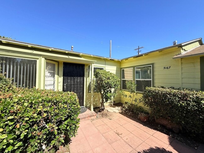 Building Photo - North Park 2/2+ Bonus room, garage and rea...