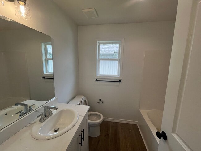 Building Photo - BRAND-NEW 3-bedroom, 2-bath, 3-car garage ...
