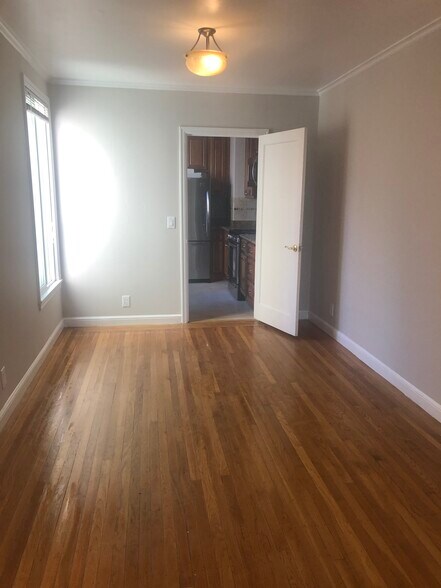 Building Photo - 1280 38th Ave