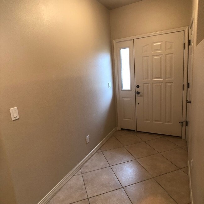 Building Photo - City of Grand Junction 2 Bedroom townhouse
