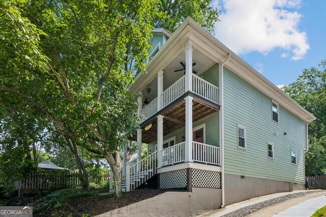 Building Photo - 524 Broyles St SE