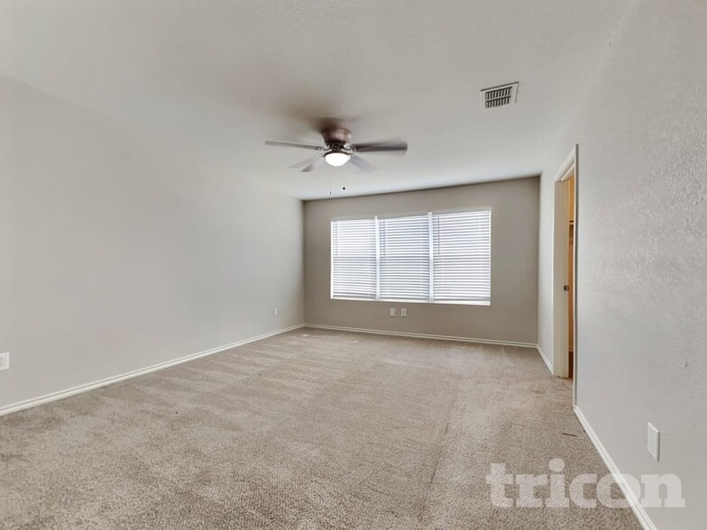 Building Photo - 2606 Harvest Creek
