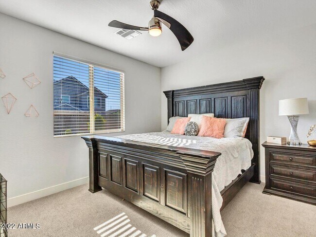 Building Photo - 12295 N 145th Ave