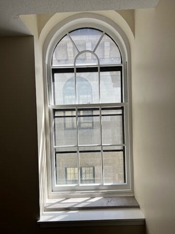 Building Photo - 201 Thorndike St