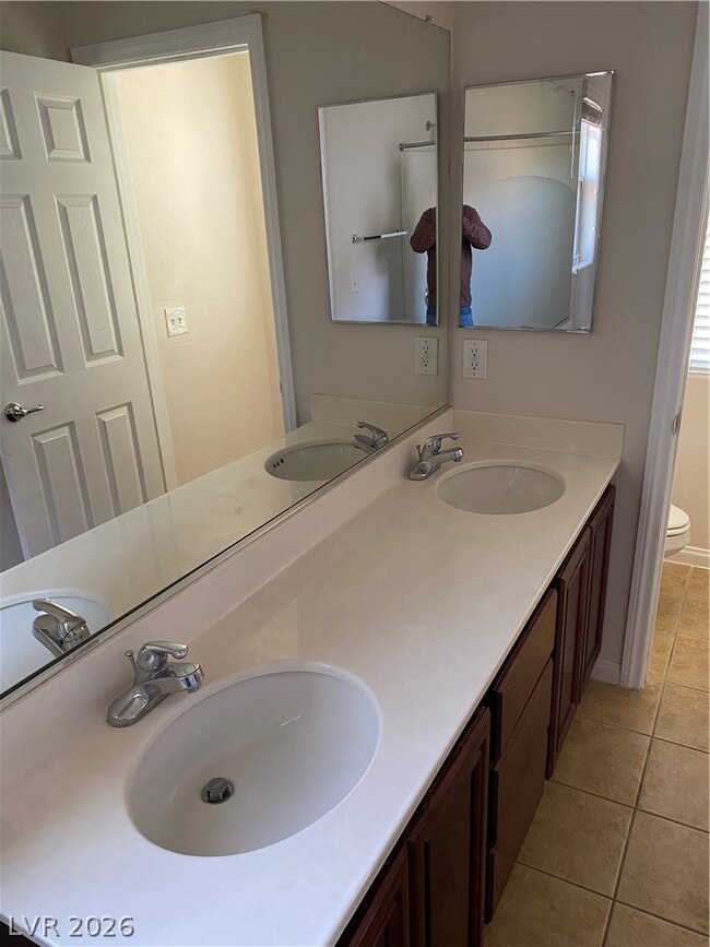 Building Photo - 171 Desert Pond Ave