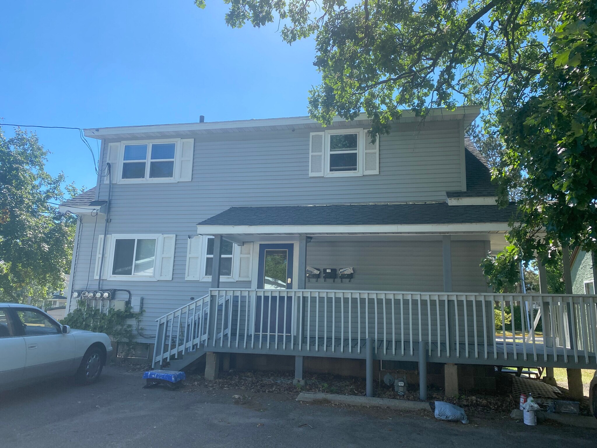 Building Photo - 1418 Irvine Ave NW