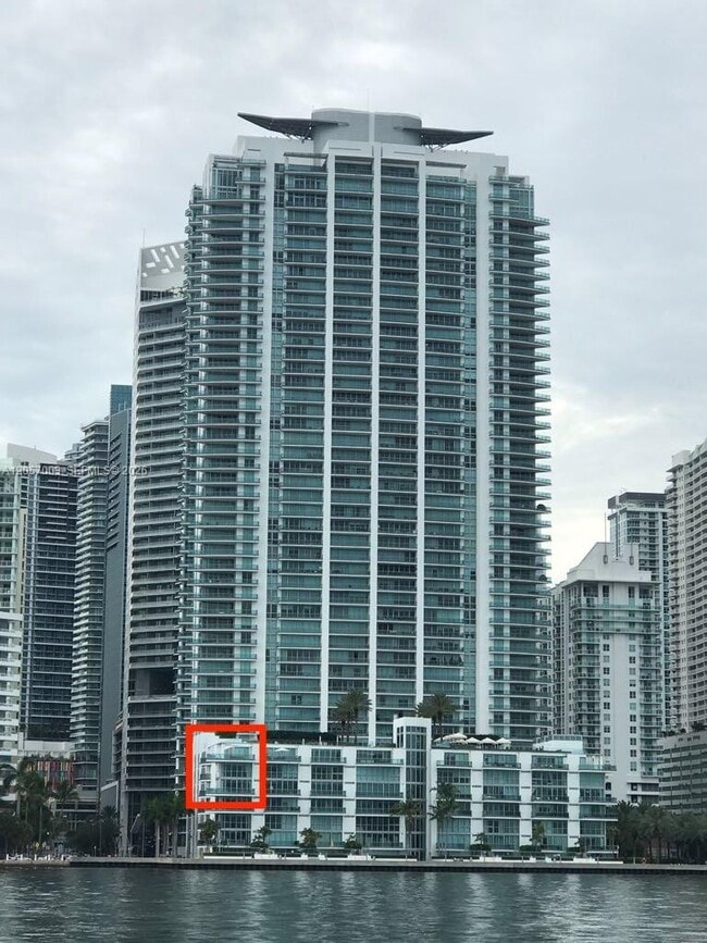 Building Photo - 1331 Brickell Bay Dr