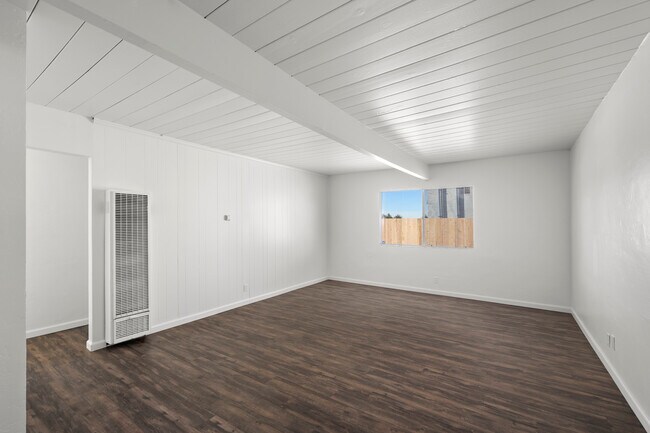 Building Photo - 5415 Lenox Dr