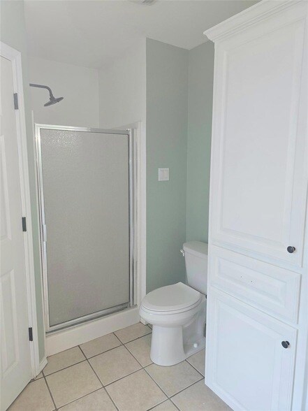 Building Photo - 1811 W Spanish Oak Dr