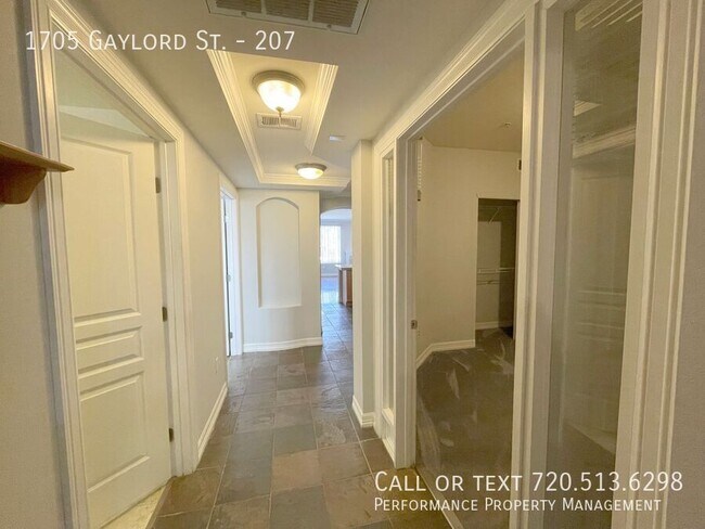 Building Photo - 1705 N Gaylord St