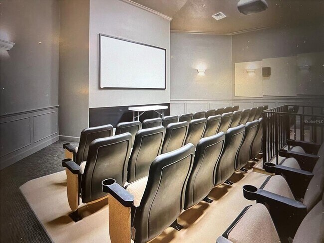 Building Photo - 2568 Maneshaw Ln