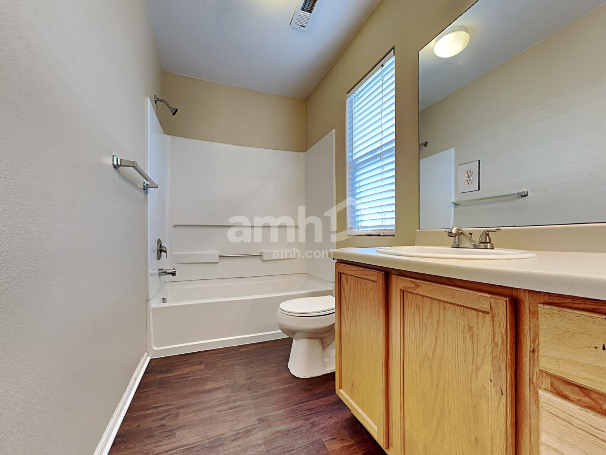 Building Photo - 1131 White Stone Way