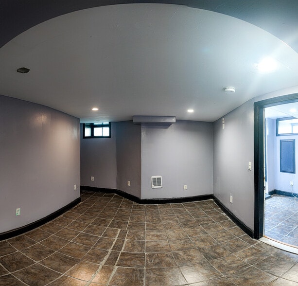 Building Photo - 26 Wilmore St