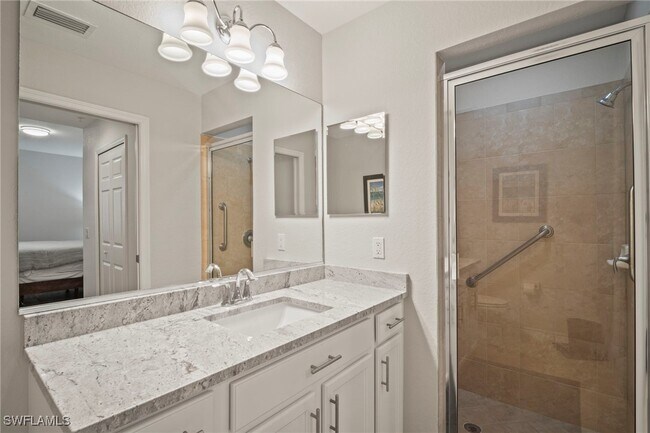 Building Photo - 10333 Heritage Bay Blvd