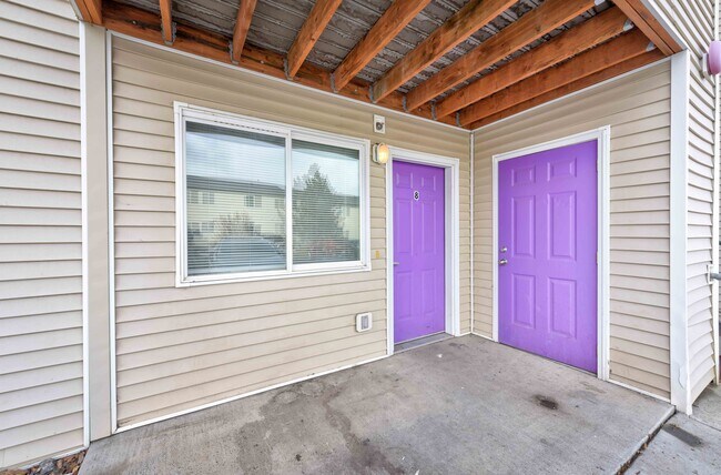 Building Photo - 240 Baker St