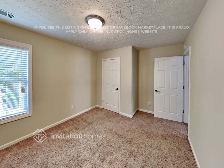 Building Photo - 3254 Baymount Way