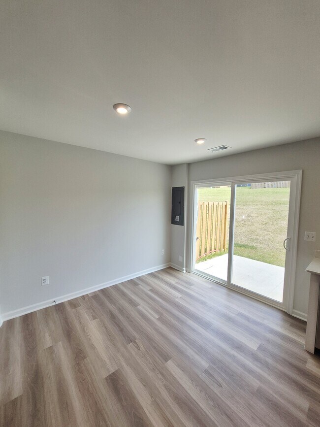 Building Photo - 50 Grayson Village Dr