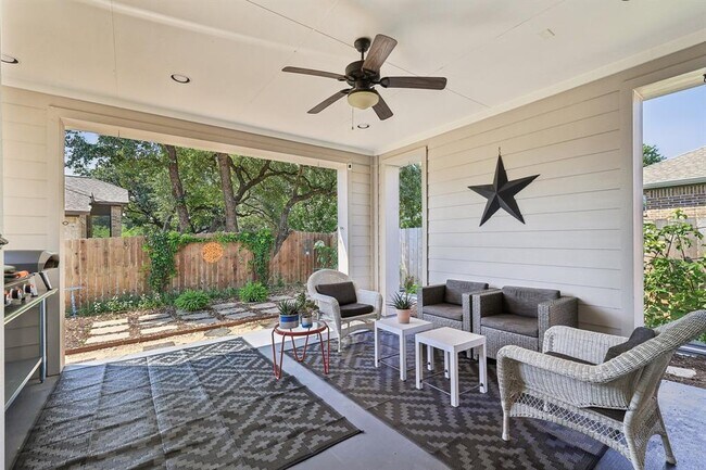 Building Photo - 712 Germander Rd