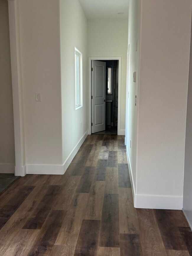 Building Photo - Brand New Construction - Great Fountain Va...