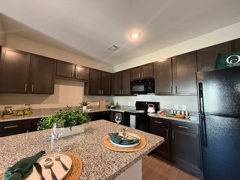 KItchen - 3144 Gorge Way