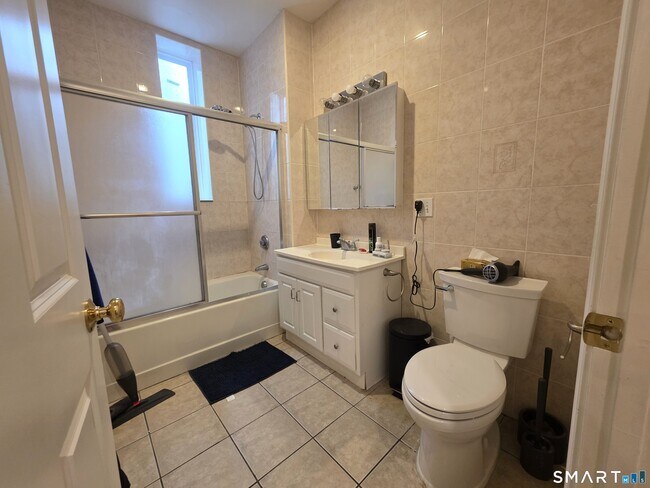 Building Photo - 71-73 Whitney Ave