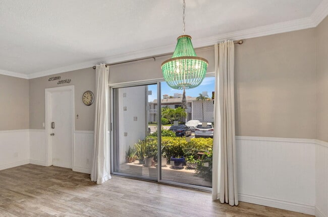 Building Photo - 4201 S Ocean Blvd