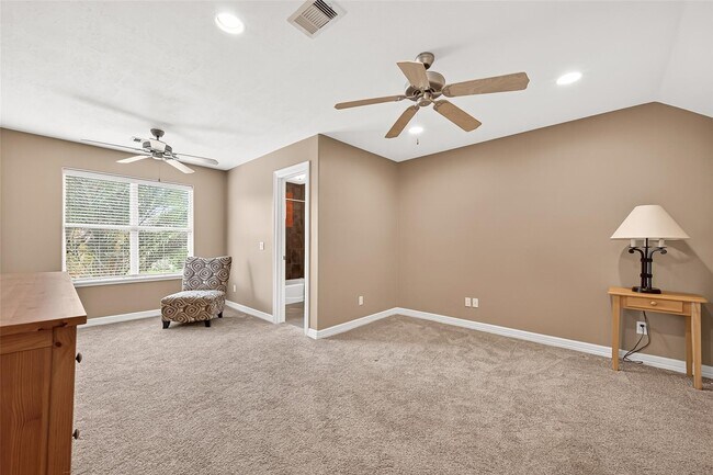 Building Photo - 903 Sugarfield Ct