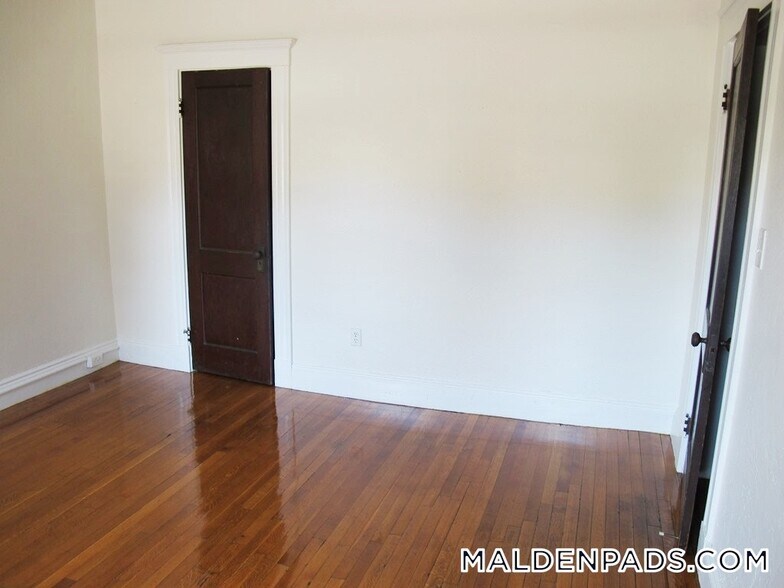 Building Photo - 17-19 Washington St.