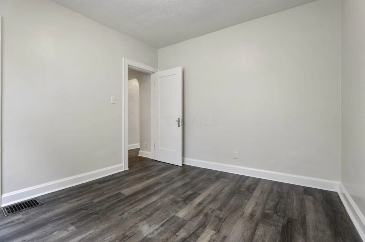 Bedroom 1 - 1364 S Champion Ave