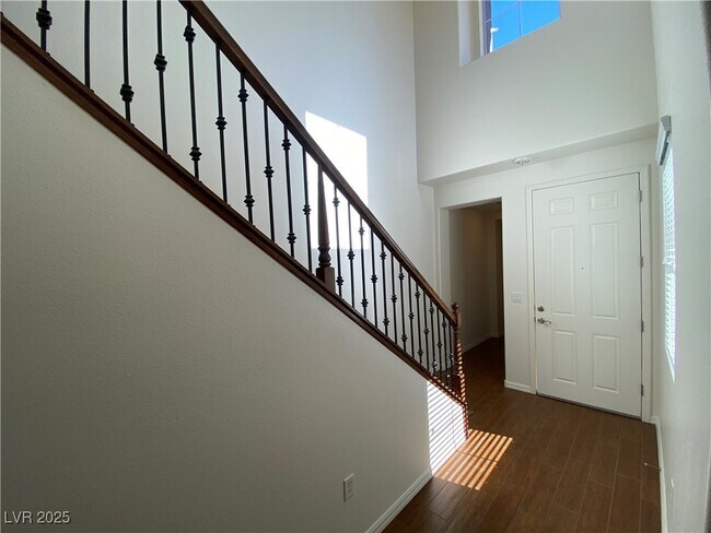 Building Photo - 11388 Newton Commons Dr