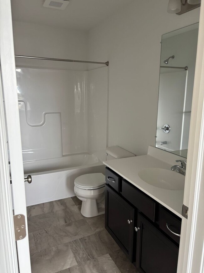 Building Photo - New Build! 3 Bedroom, 2.5 Bath NOW AVAILABLE!