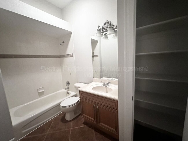 Building Photo - 5027 Keeneland Cir