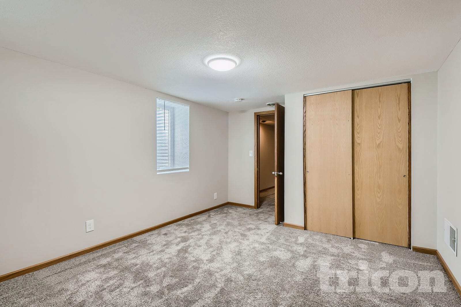 Building Photo - 7025 Grimes Ave N