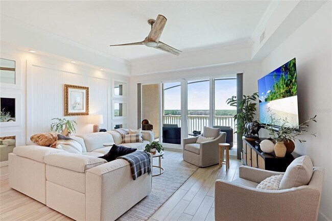 Building Photo - 10520 Boardwalk Loop