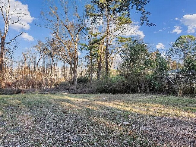 Building Photo - 39483 Frierson Rd