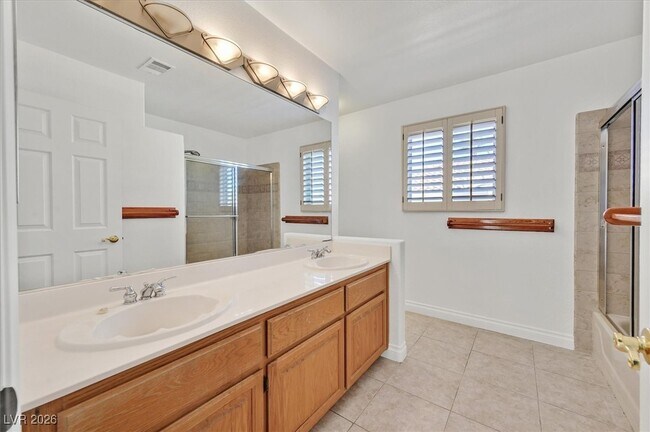 Building Photo - 9123 Fawn Grove Dr