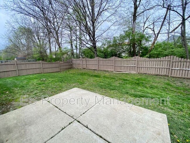 Building Photo - 5834 Blackley Ln