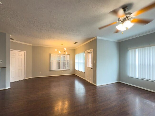 Building Photo - 5227 Brinkman Ct