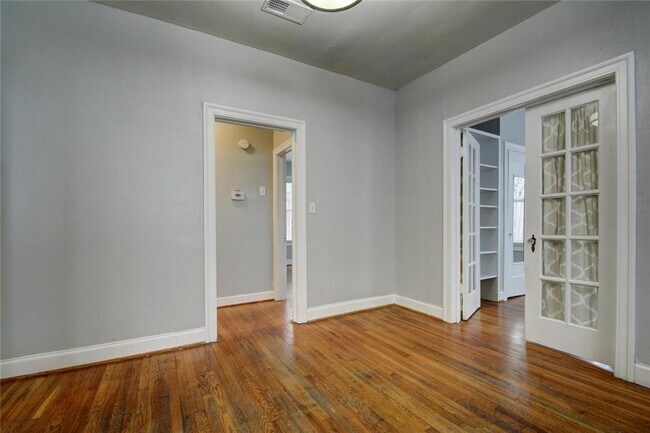 Building Photo - 3006 Fruth St