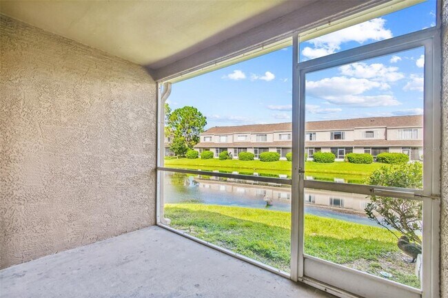 Building Photo - 6355 Bayside Key Dr