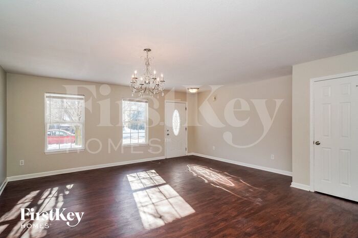 Building Photo - 12410 Deerview Dr