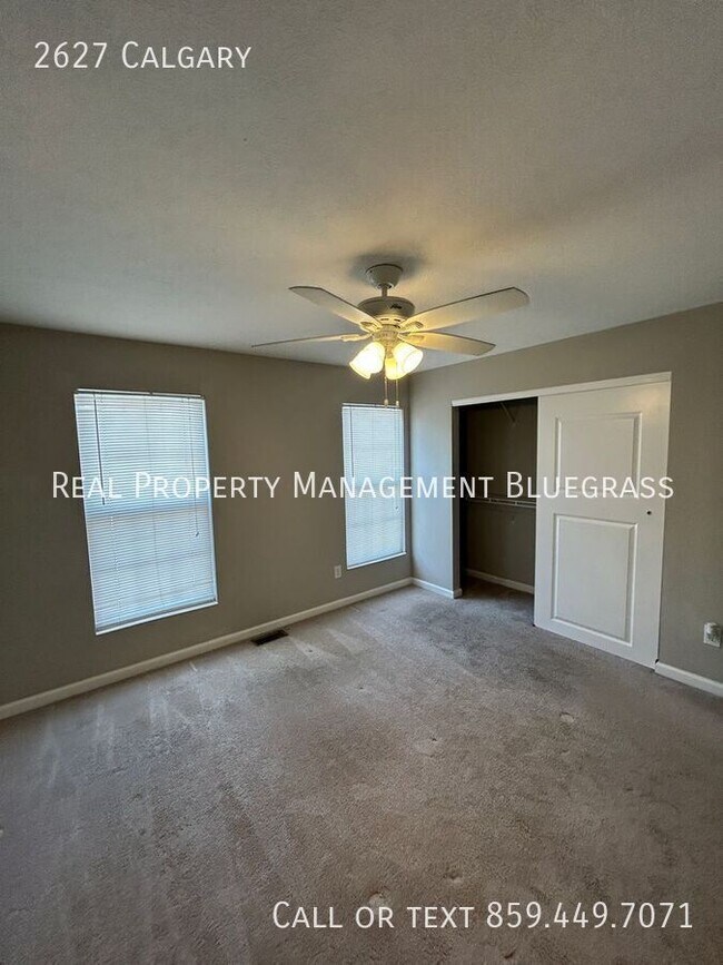 Building Photo - 2627 Calgary-