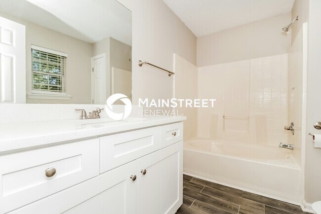 Building Photo - 3 Bedroom Pet-Friendly Home in Dallas, GA with Main Street Renewal