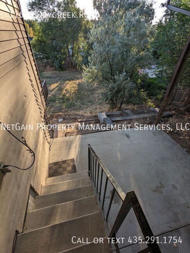Building Photo - 11680 E Dry Creek Rd