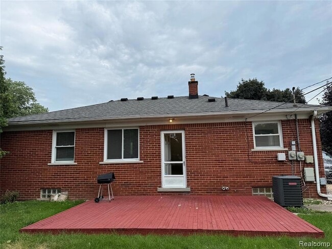 Building Photo - 29213 Ruthdale St