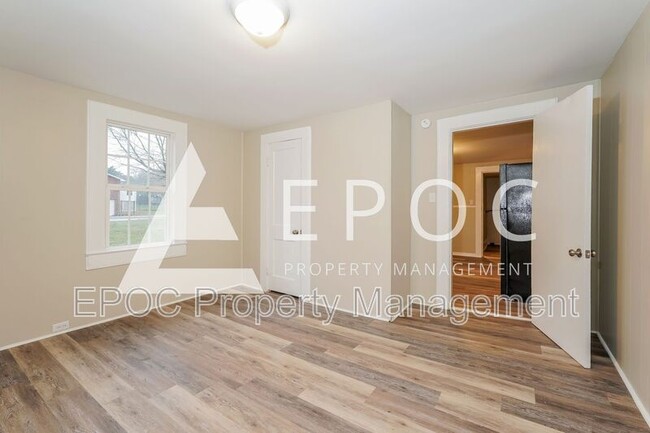 Building Photo - 2943 Broadbay Dr