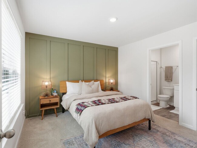 Building Photo - Newly Built 3BD, 2.5BA End Unit Raleigh Townhome with a Fenced Yard in a Prime Location