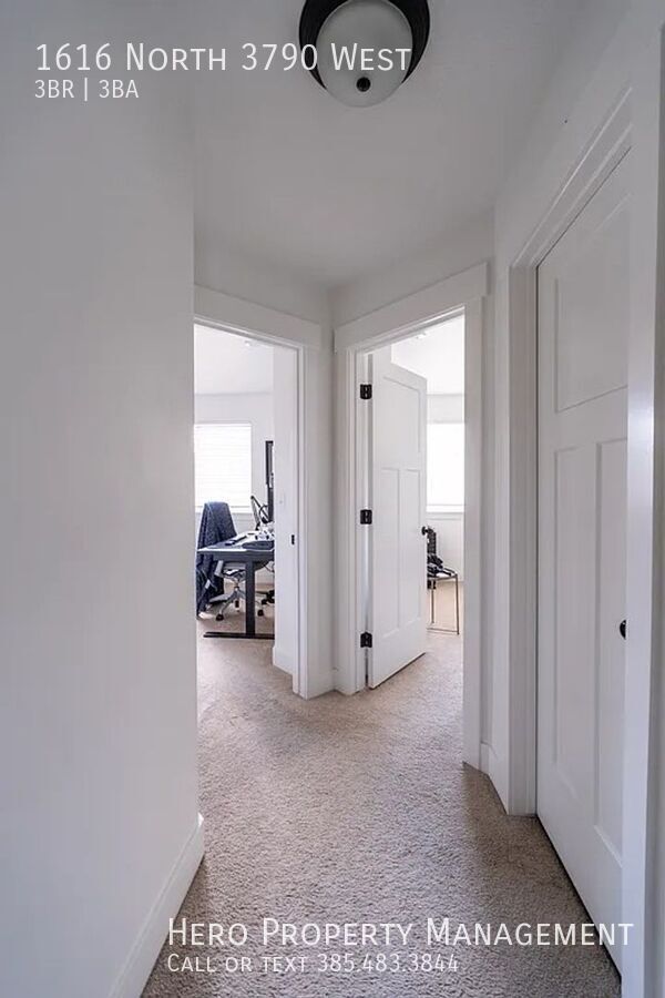 Building Photo - 1616 N 3790 W